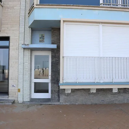 Near Sandy Beaches, Cleaning Included Апартаменты *