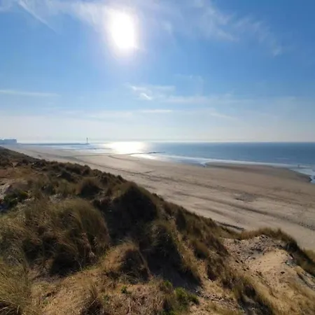 Near Sandy Beaches, Cleaning Included Nieuwpoort